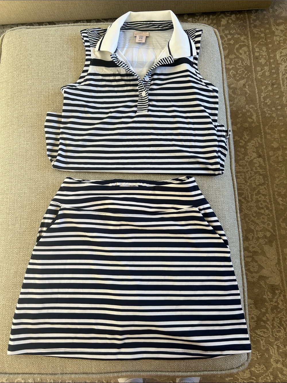 Tommy Bahama matching set